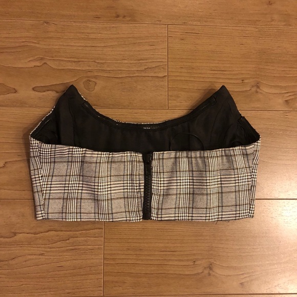 Grey plaid top from LF - Picture 2 of 5